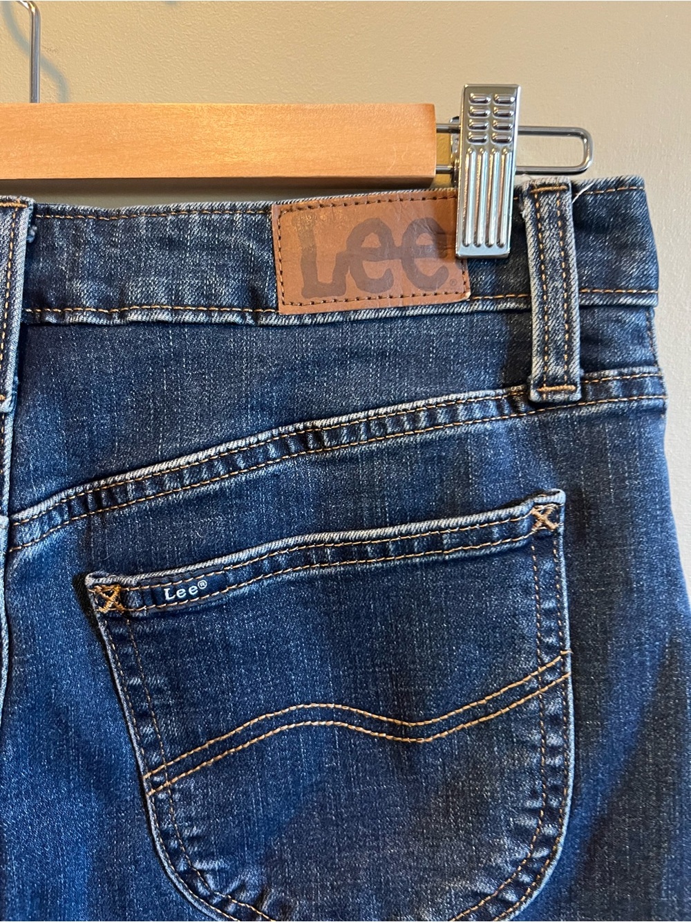 Lee Indigo Denim Skirt with Contrast Stitching - Picture 3 of 6
